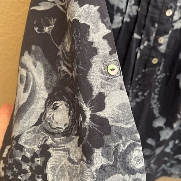 Soft Surroundings- Blue Gray Floral Tunic Long Line Blouse - Picture 4 of 7